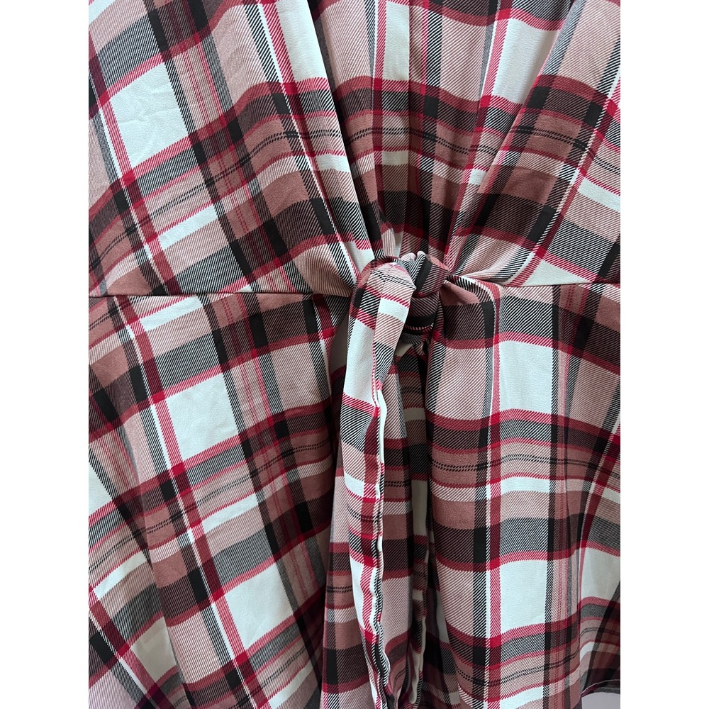 Torrid Womens Plaid Tie Front Peplum Blouse Burgundy Black White Size 00 M L - Picture 7 of 7